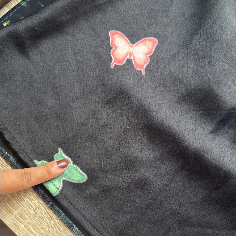Lisa Says Gah Michelle Butterfly Mini Skirt Satin Black small - Picture 6 of 9